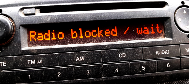 Fiat autoradio bloqué